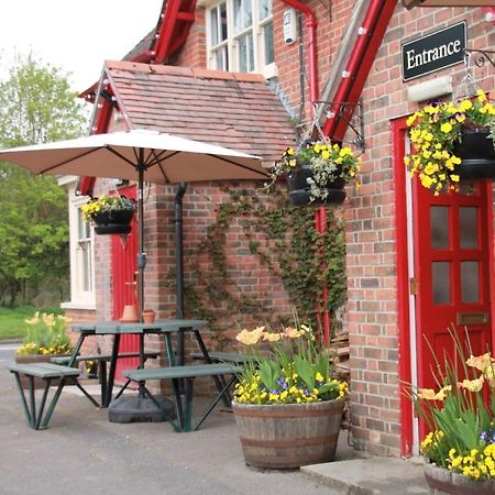 The Tally Ho Hungerford Exterior foto